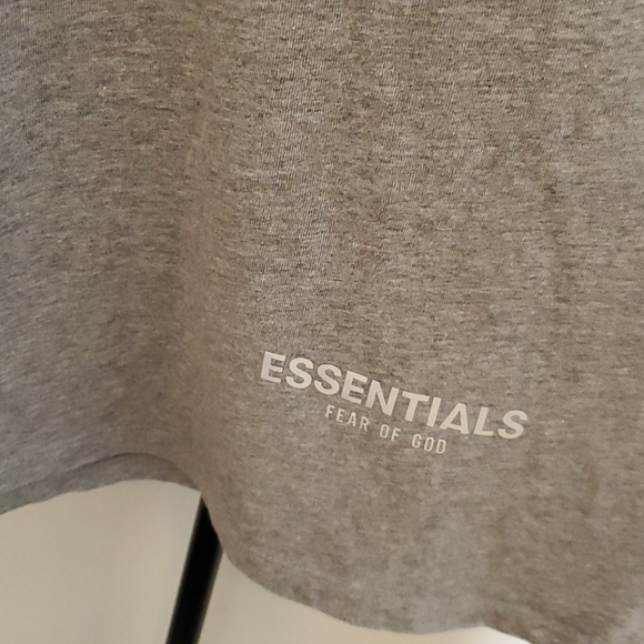 Fear of God: Essentials 3M Logo Boxy Tee - Picture 2 of 7